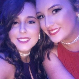 Meet your Posher, Catie